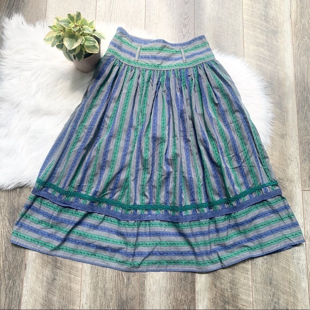 Vintage Betty Barclay Pleated Full Skirt Gray 12